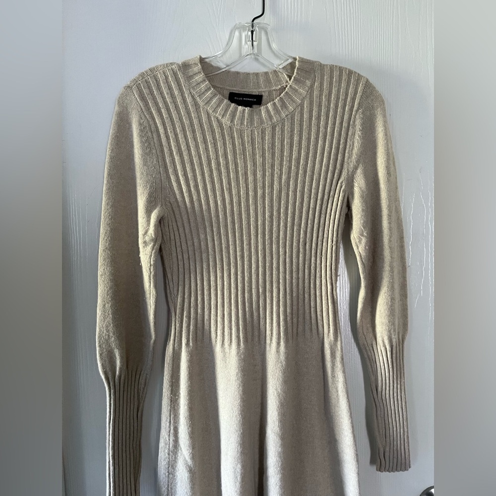 Club Monaco Part-Wool Beige Long Sleeve Knit Dress - Picture 4 of 9
